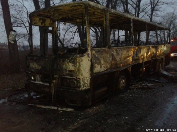 140219 - borispyl burnt bus