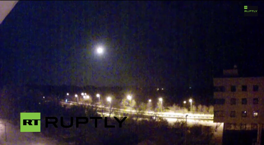 LIVE-Camera-facing-Donetsk-airport-amid-